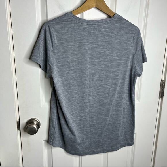 Athleta Born To Rise Gray Graphic Short Sleeve T-shirt Size Small - Picture 7 of 7